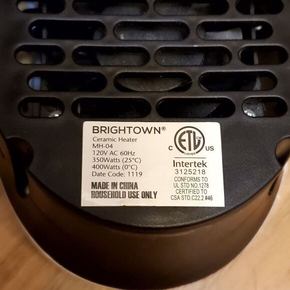💙NIB Brightown White Portable Wall Outlet Miniature Space Heater - Picture 11 of 13